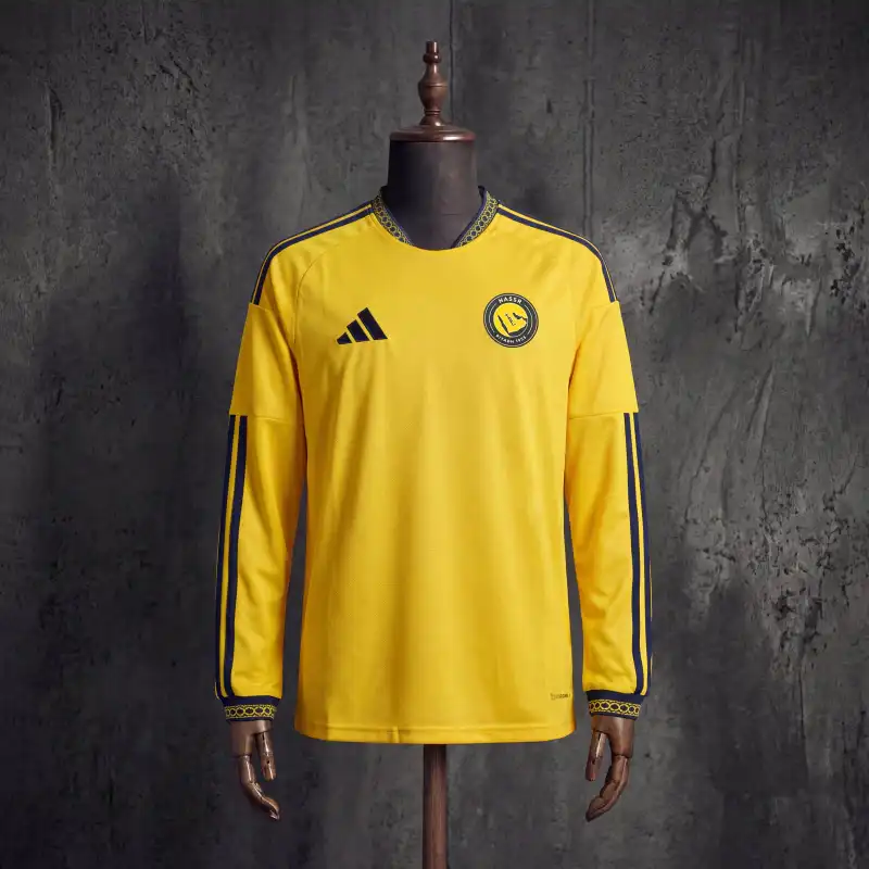 Al-Nassr 1º Uniforme Versão Torcedor · Manga Longa · 26/27 · Masculino