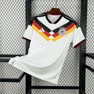 Alemanha 1º Uniforme Versão Torcedor · 26/27 · Masculino