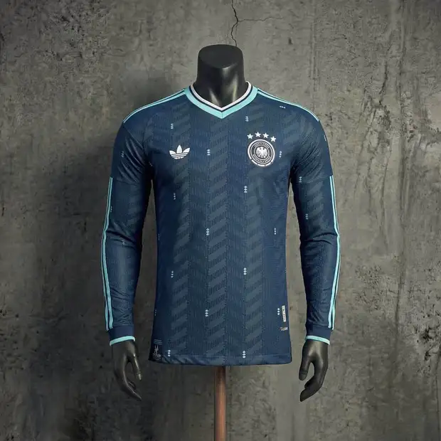 Alemanha 2º Uniforme Versão Jogador · Manga Longa · 26/27 · Masculino