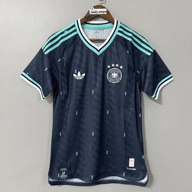 Alemanha 2º Uniforme Versão Torcedor · 26/27 · Masculino