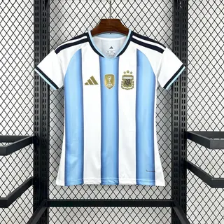 Argentina 1º Uniforme Versão Torcedor · 26/27 · Feminino