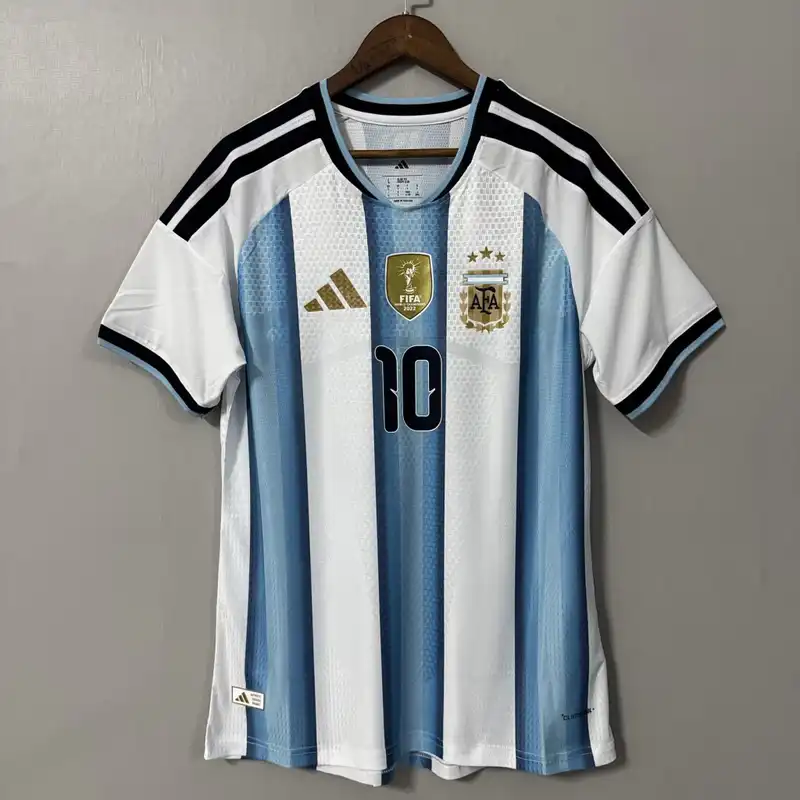 Argentina 1º Uniforme Versão Torcedor · Messi · 26/27 · Masculino