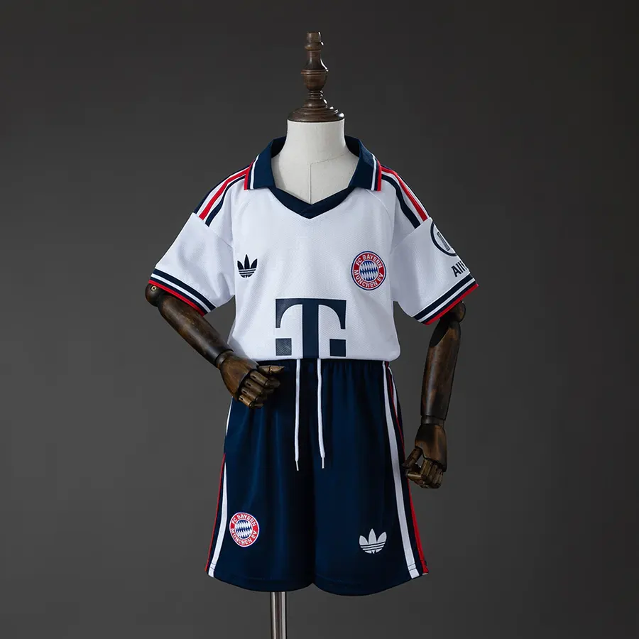 Bayern de Munique 2º Uniforme Kit Infantil · 26/27 · Infantil