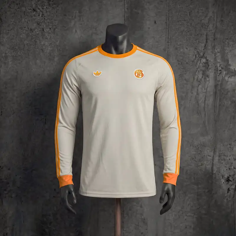 Bayern de Munique 1º Uniforme Versão Torcedor · Manga Longa · Originals · 26/27 · Masculino