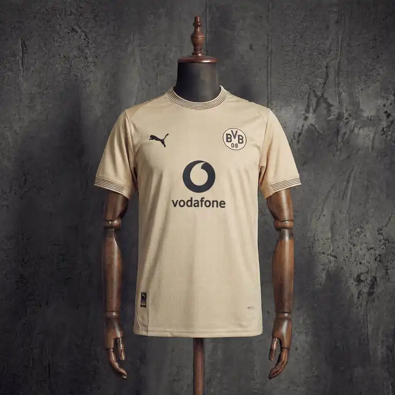 Borussia Dortmund 1º Uniforme Versão Torcedor · 26/27 · Masculino