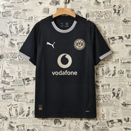 Borussia Dortmund 1º Uniforme Versão Torcedor · 100 Anos · 26/27 · Masculino