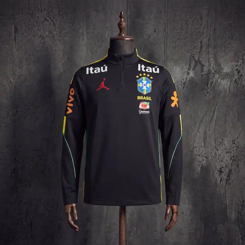 Brasil Jaqueta · 26/27 · Masculino