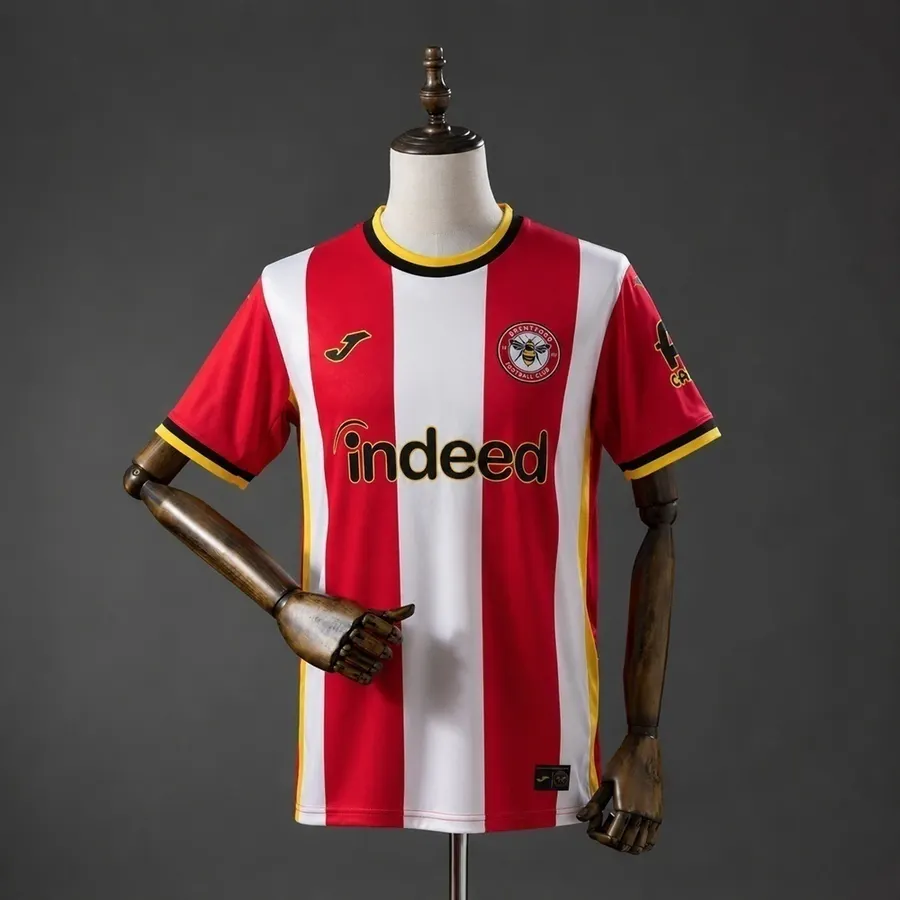 Brentford 1º Uniforme Versão Torcedor · 26/27 · Masculino