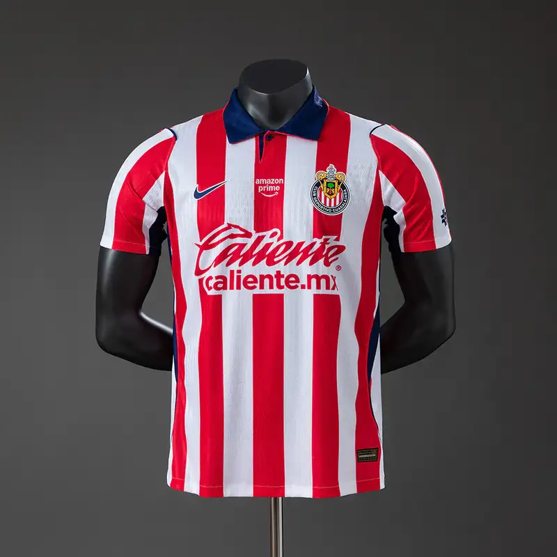 Chivas Guadalajara 1º Uniforme Versão Torcedor · 26/27 · Masculino