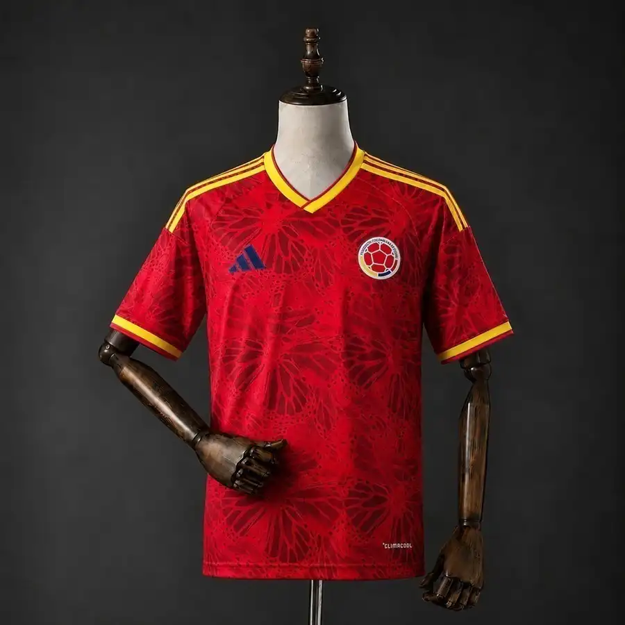 Colômbia Linha de Treino Versão Torcedor · 26/27 · Masculino