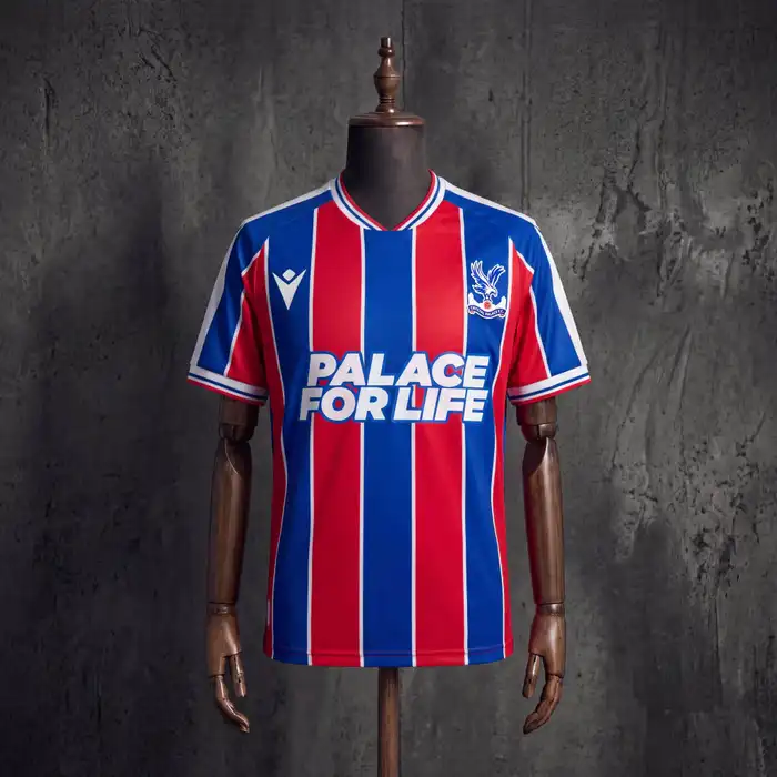 Crystal Palace 1º Uniforme Versão Torcedor · 26/27 · Masculino