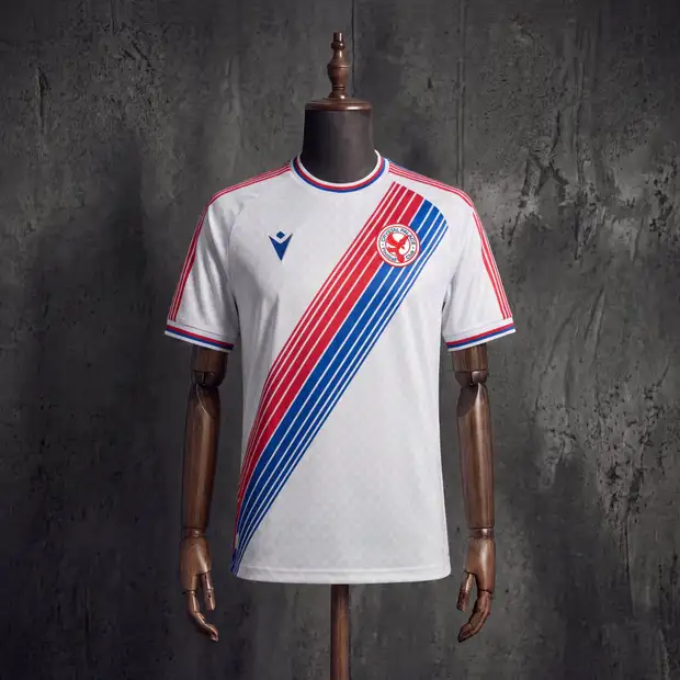 Crystal Palace 2º Uniforme Versão Torcedor · 26/27 · Masculino