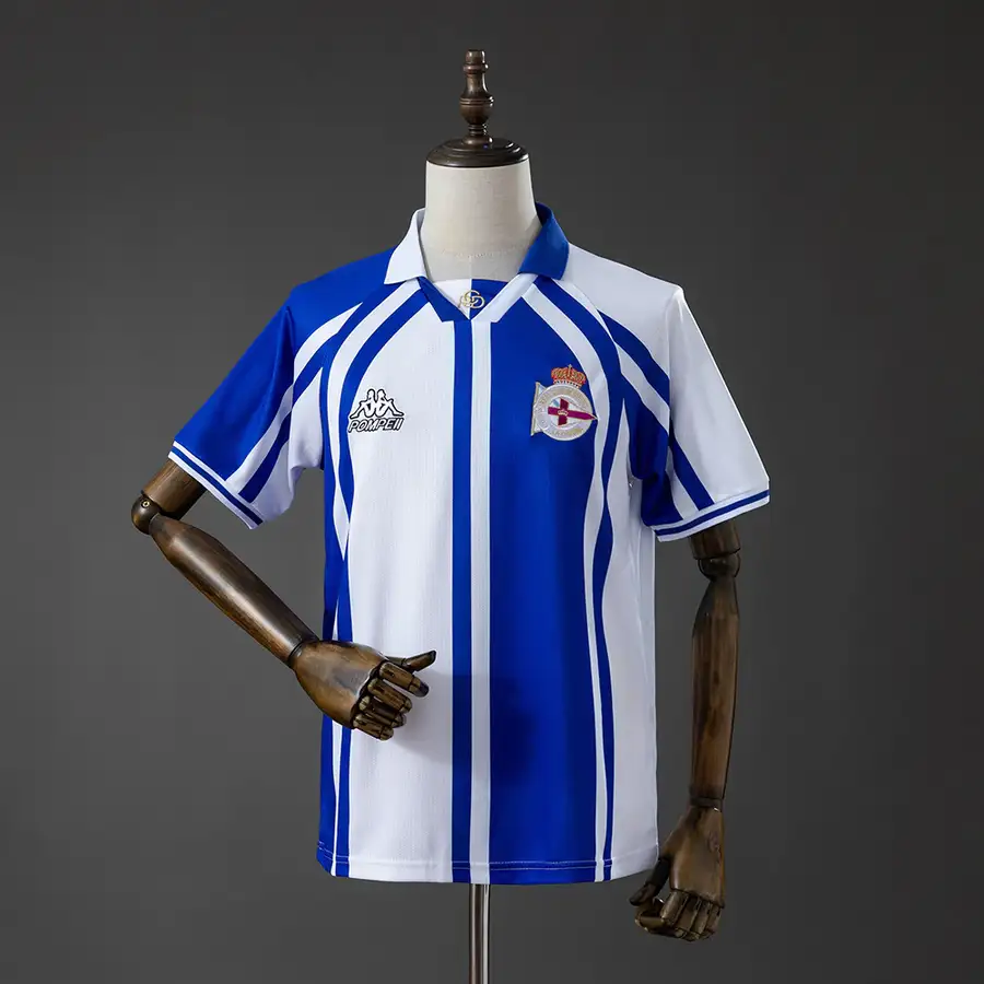 Deportivo La Coruña 1º Uniforme Versão Torcedor · Bebet Pompeii · 26/27 · Masculino