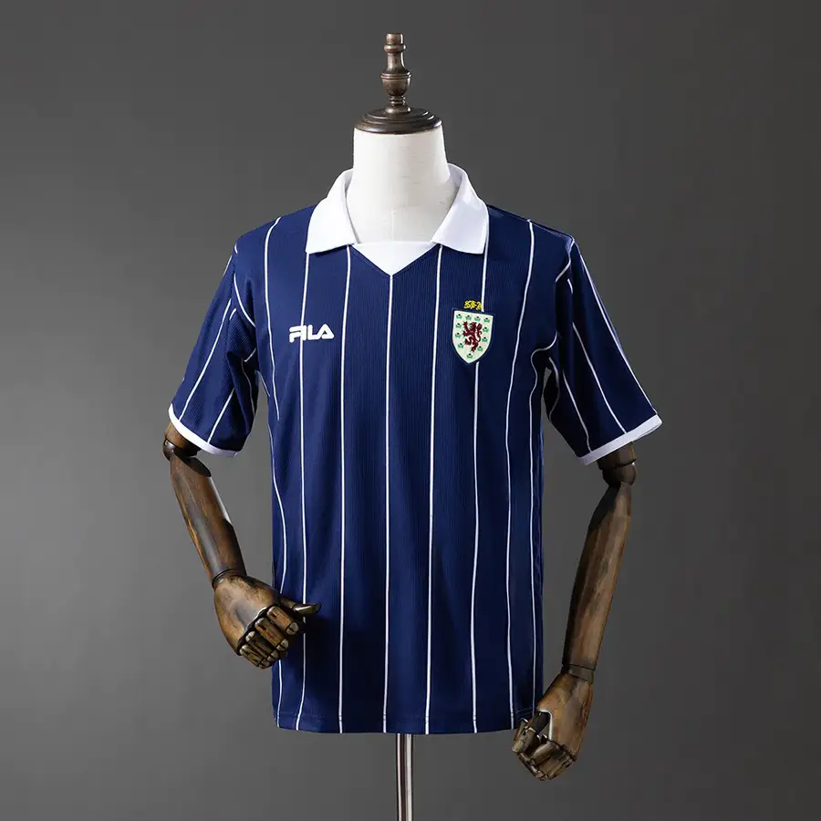 Escócia Retrô 02-03 · Masculino