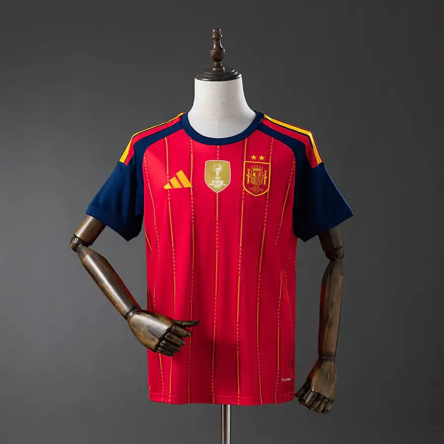 Espanha 1º Uniforme Versão Torcedor · 2 Estrelas · 26/27 · Masculino