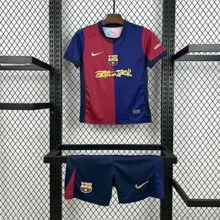 FC Barcelona 1º Uniforme Kit Infantil · Edição Travis Scott · 25/26 · Infantil