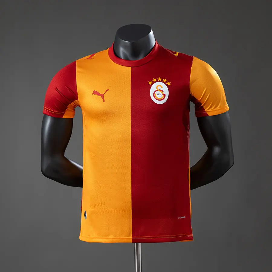 Galatasaray 1º Uniforme Versão Jogador · 26/27 · Masculino
