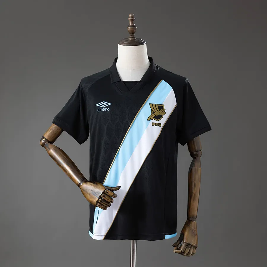 Guatemala 2º Uniforme Versão Torcedor · 26/27 · Masculino