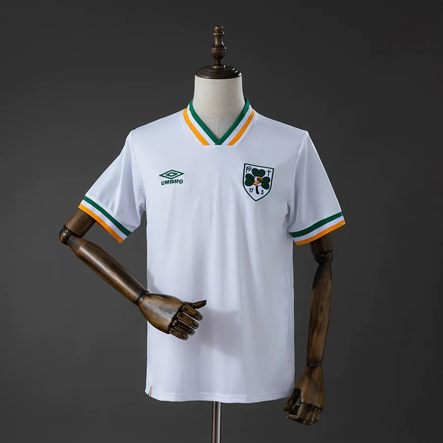 Irlanda 1º Uniforme Versão Torcedor · 26/27 · Masculino