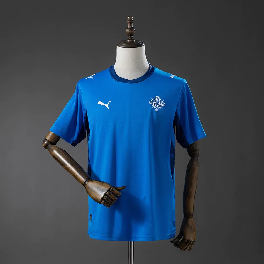Islândia 1º Uniforme Versão Torcedor · 26/27 · Masculino