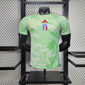 Itália Linha de Treino Versão Jogador · 25/26 · Masculino