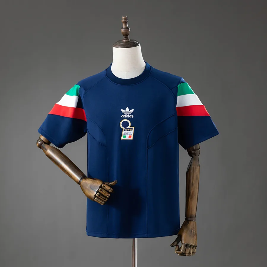 Itália 1º Uniforme Versão Torcedor · Originals · 26/27 · Masculino