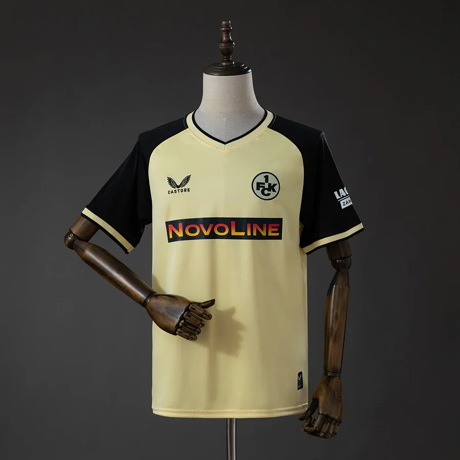 Kaiserslautern 3º Uniforme Versão Torcedor · 26/27 · Masculino
