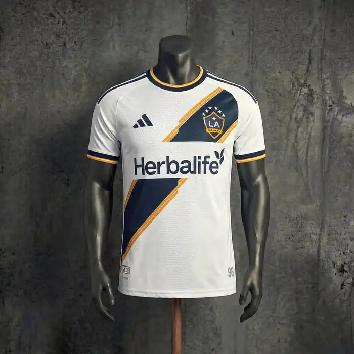 LA Galaxy 1º Uniforme Versão Jogador · 26/27 · Masculino