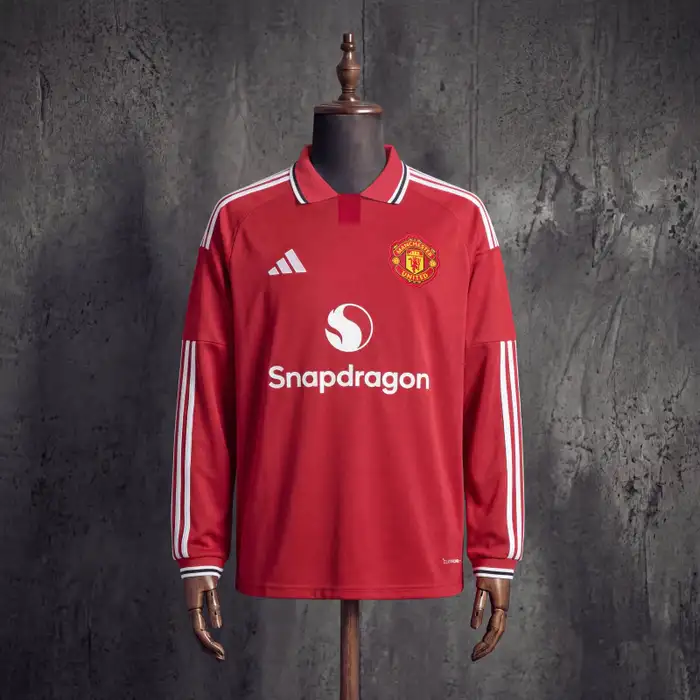 Manchester United 1º Uniforme Versão Torcedor · Manga Longa · 26/27 · Masculino