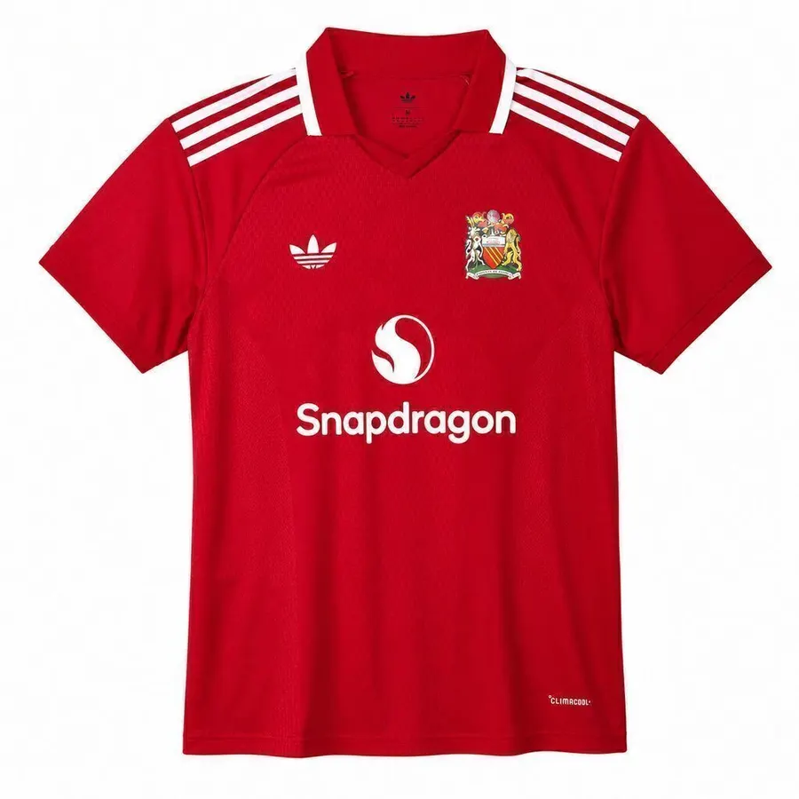 Manchester United 4º Uniforme Versão Torcedor · 26/27 · Masculino