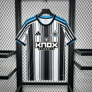Newcastle United 1º Uniforme Versão Torcedor · 26/27 · Masculino