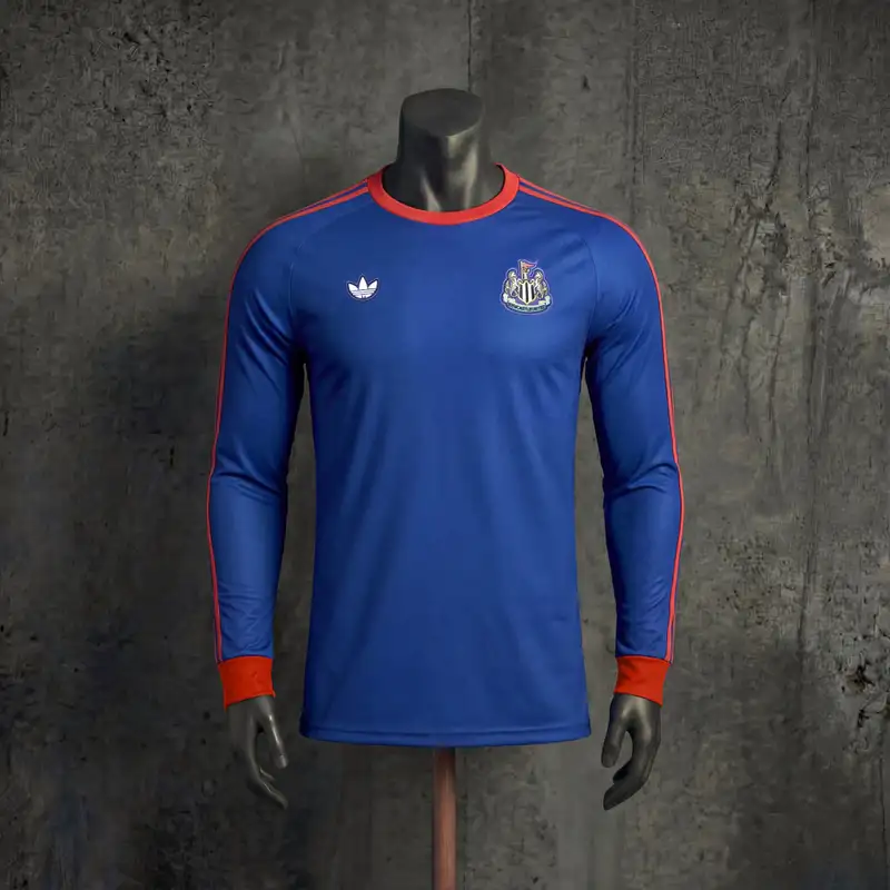 Newcastle United 1º Uniforme Versão Torcedor · Manga Longa · Originals · 26/27 · Masculino