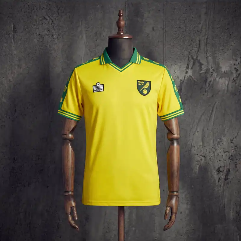 Norwich City Retrô 76-81 · Masculino