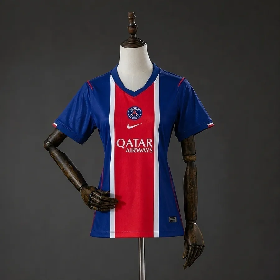 Paris Saint-Germain 1º Uniforme Versão Torcedor · 26/27 · Feminino