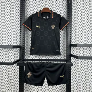 Portugal 1º Uniforme Kit Infantil · Pantera Negra · 25/26 · Infantil