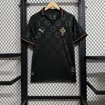 Portugal 1º Uniforme Versão Torcedor · Pantera Negra · 25/26 · Masculino