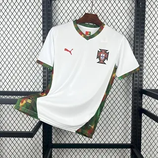 Portugal 1º Uniforme Versão Torcedor · 26/27 · Masculino