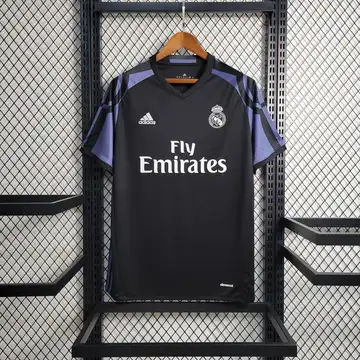 Real Madrid 3º Uniforme Versão Torcedor · 16/17 · Masculino