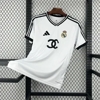 Real Madrid 1º Uniforme Versão Torcedor · Edição Especial · 26/27 · Masculino