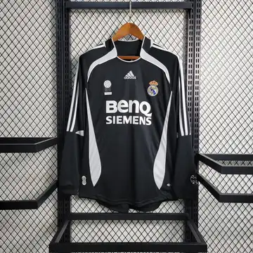 Real Madrid Retrô 06-07 · Manga Longa · Masculino