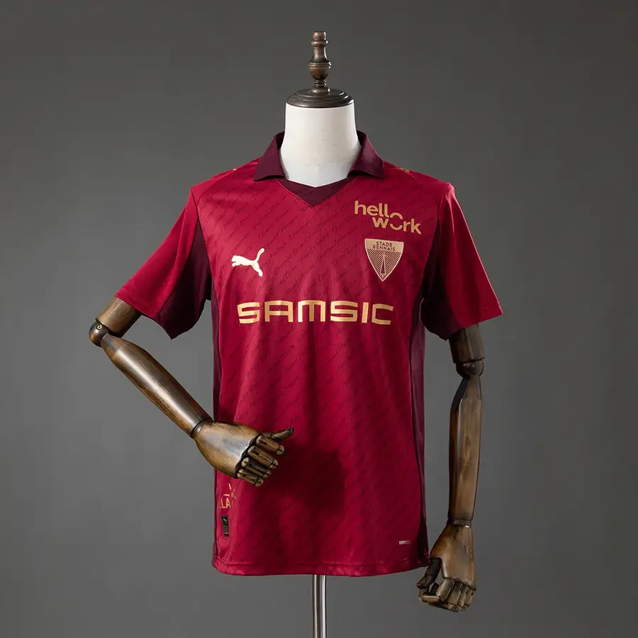 Rennes 1º Uniforme Versão Torcedor · 125 Anos · 26/27 · Masculino
