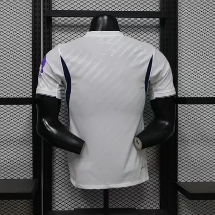 Tottenham 1º Uniforme Versão Jogador · 26/27 · Masculino