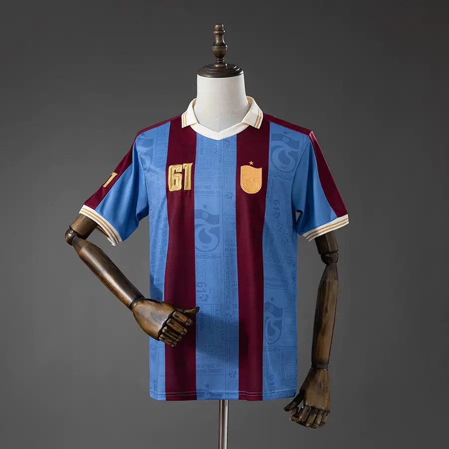 Trabzonspor 1º Uniforme Versão Torcedor · Edição Especial · 26/27 · Masculino
