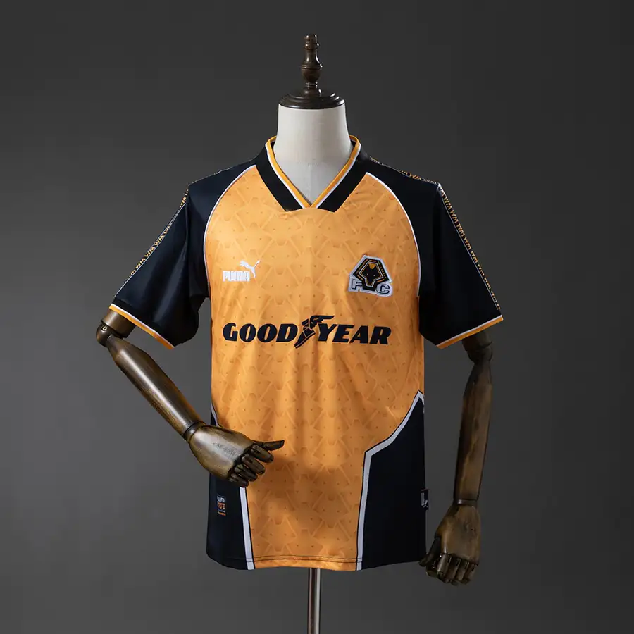 Wolverhampton Retrô 96-98 · Masculino